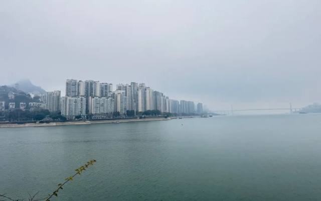重庆万州天气预报,今日小雨转阴,气温适宜出行需备伞 重庆万州天气预报,今日小雨转阴,气温适宜出行需备伞