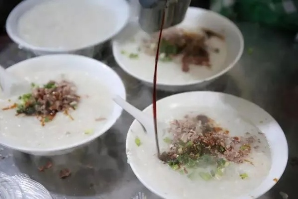 奉化的雨，是飘在舌尖的乡愁